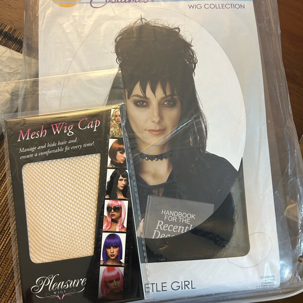 Beetle Girl Wig - Black